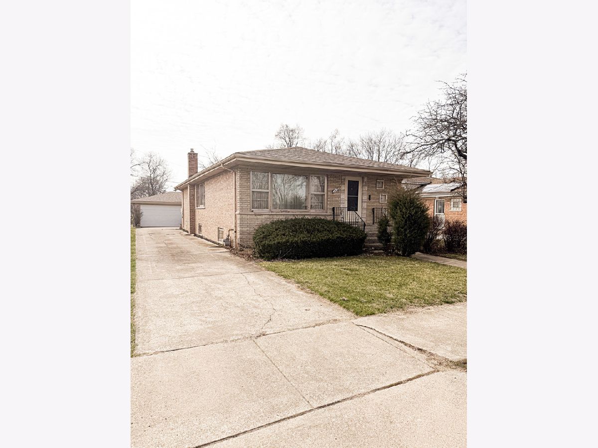  For Sale Dolton Illinois, 1025 Blouin Drive