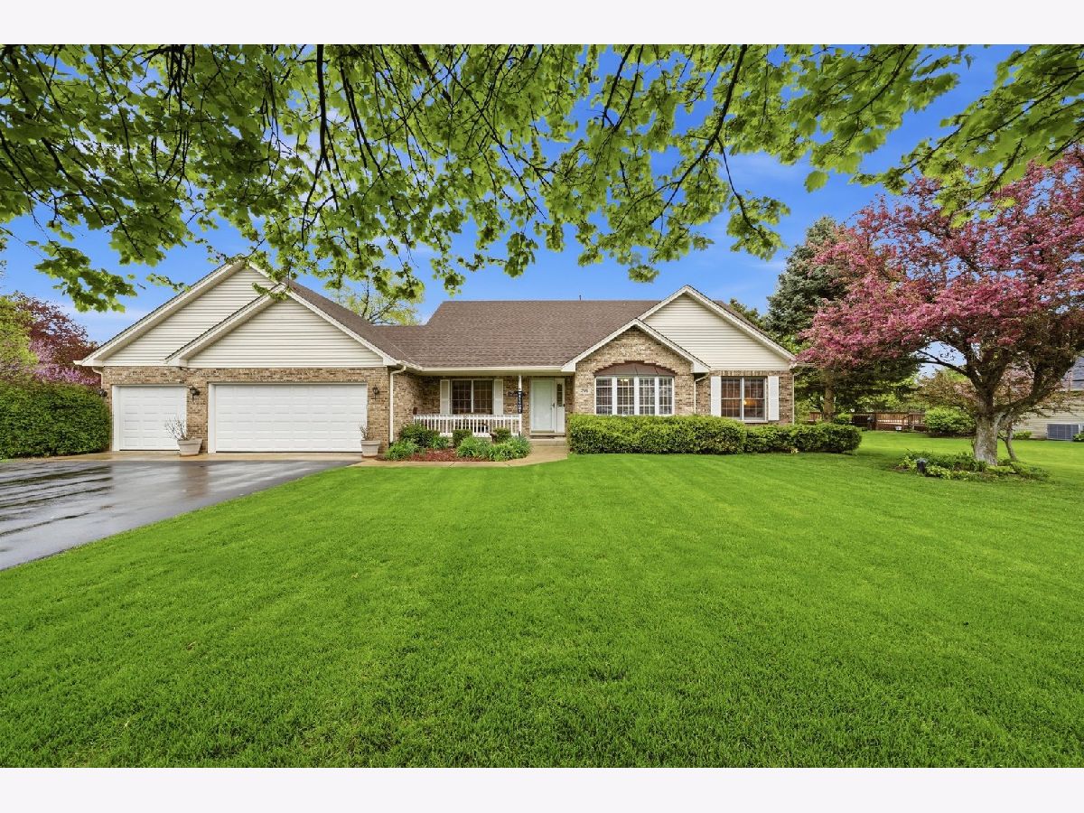  For Sale Mchenry Illinois, 706 Silver Glen Road