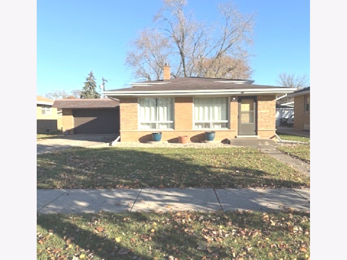  For Sale South Holland Illinois, 16549 Cottage Grove Avenue