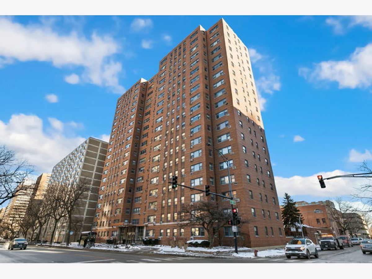  Rented Chicago Illinois, 2909 Sheridan