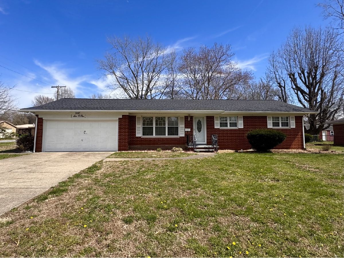  For Sale West Frankfort Illinois, 601 Binkley Street