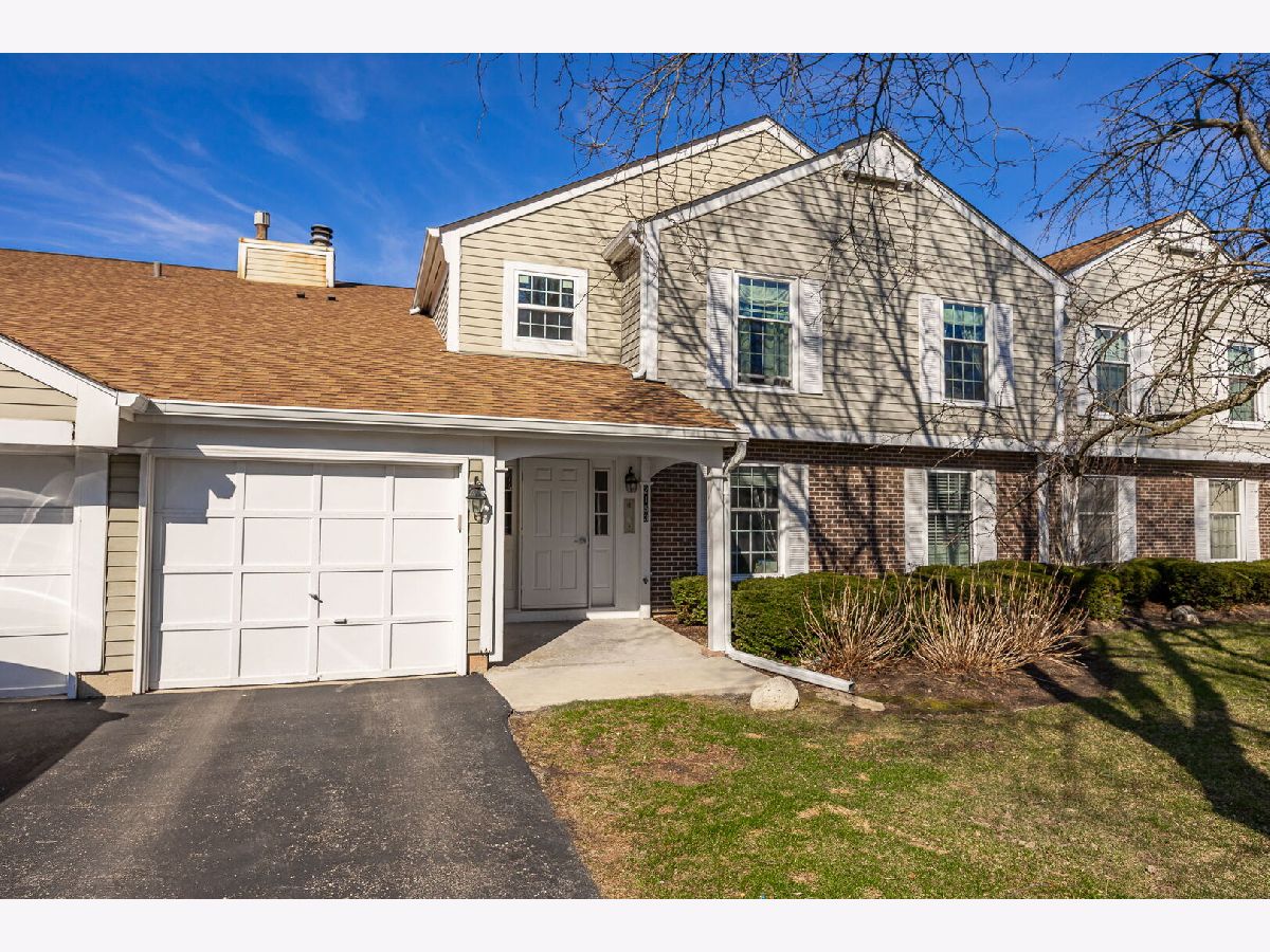 Condos & Townhomes & Homes For Sale Old Sawmill Naperville Illinois, 2153 Lancaster Circle