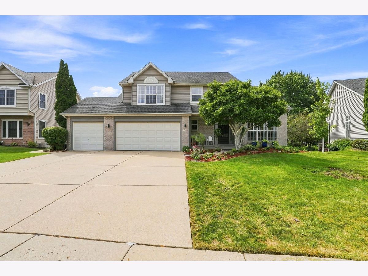  For Sale North Aurora Illinois, 66 White Oak Drive
