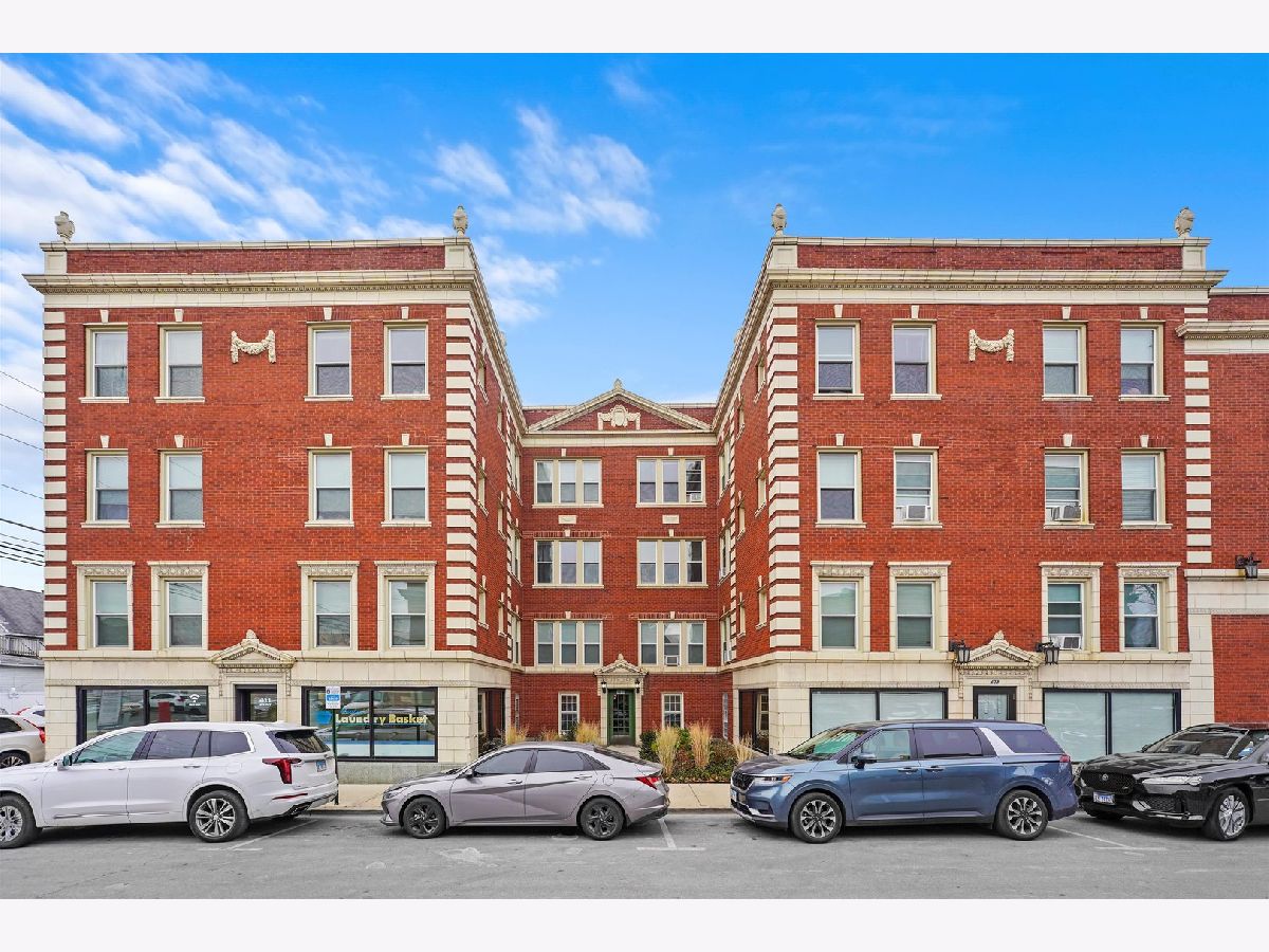  Rented Forest Park Illinois, 411 Beloit