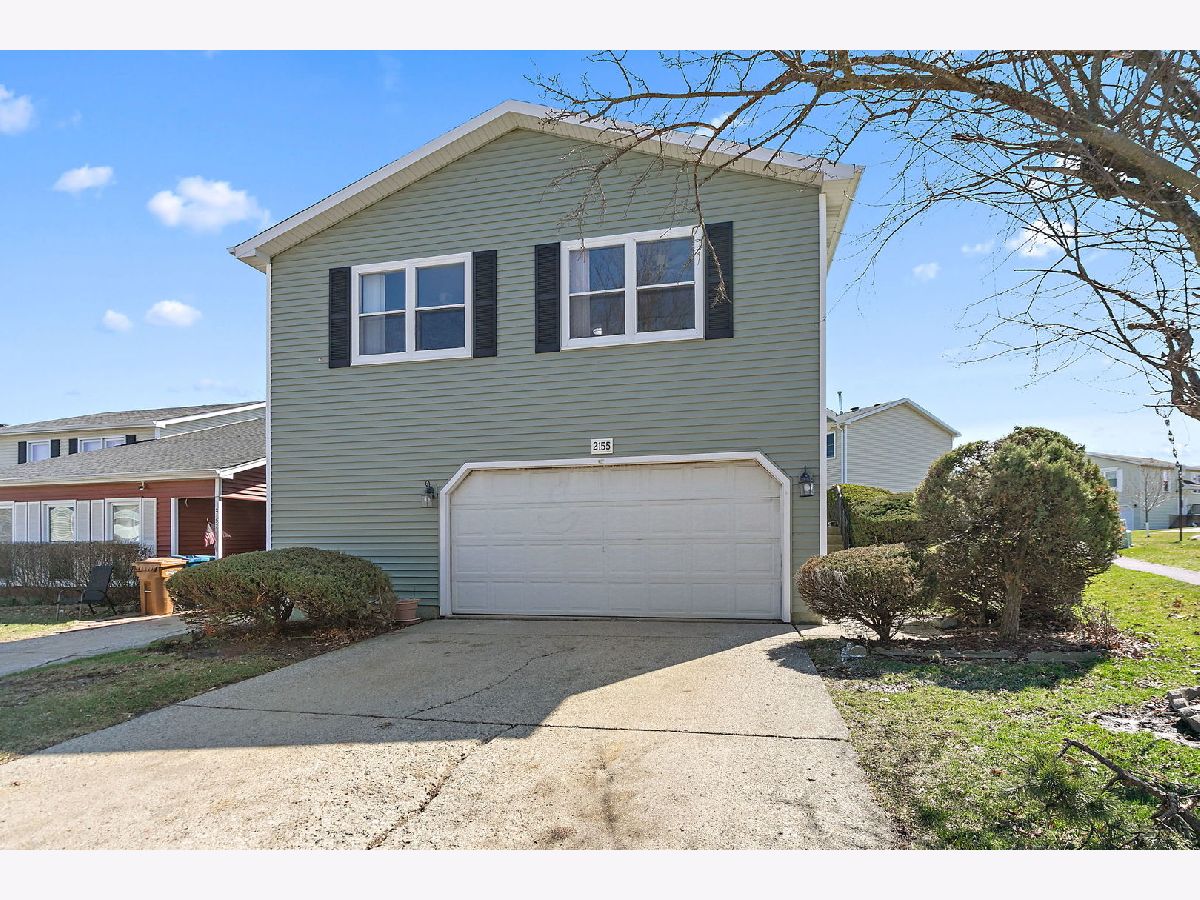  Rented Glendale Heights Illinois, 2155 College