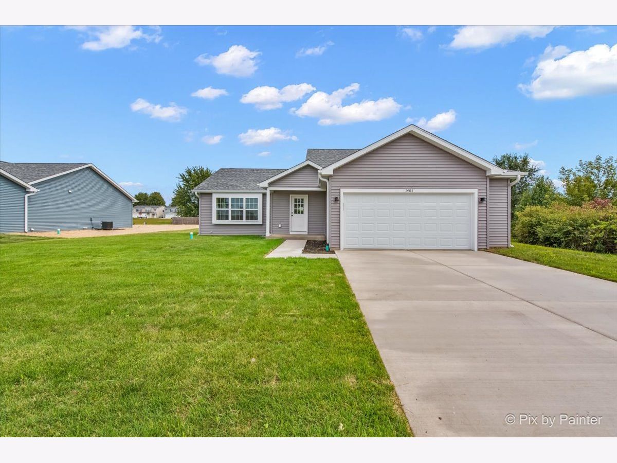  For Sale Harvard Illinois, 1514 Sage Lane