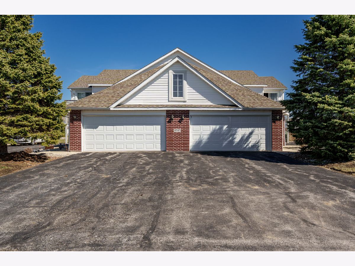  For Sale Roscoe Illinois, 10113 Monarch