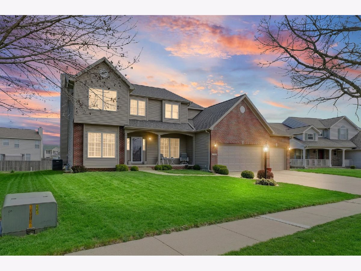 Condominiums & Homes For Sale Turnberry Ridge Champaign Illinois, 3908 Turnberry Drive