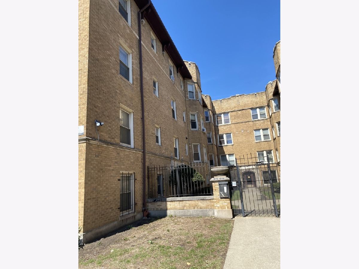  Rented Chicago Illinois, 2210 70th