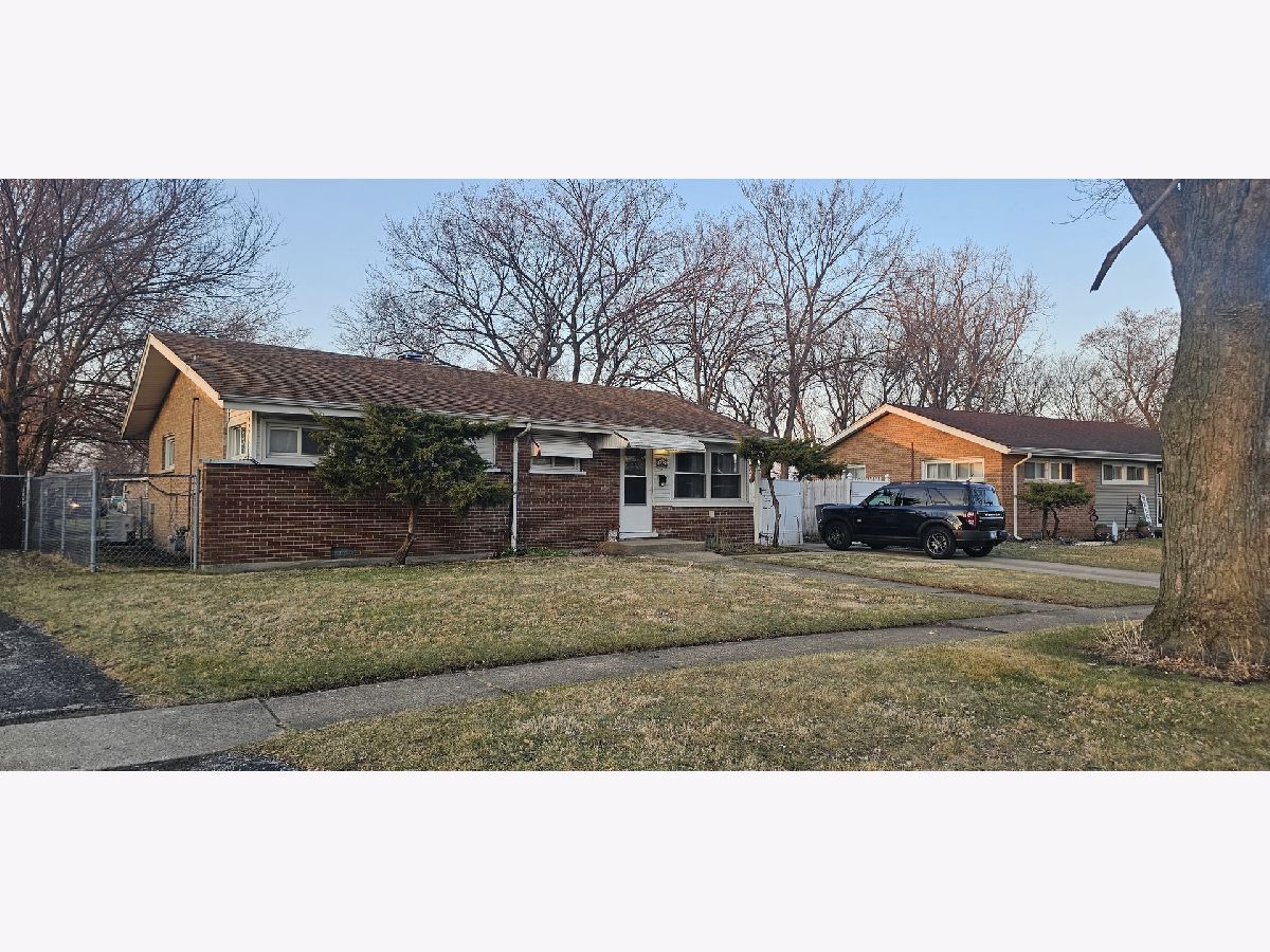  For Sale Markham Illinois, 2926 Sussex Avenue