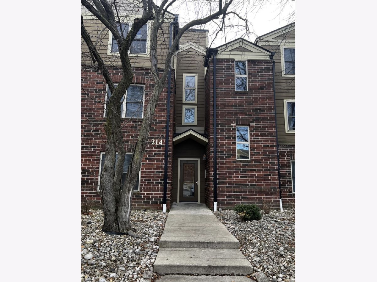  For Rent Bloomingdale Illinois, 214 Glengarry