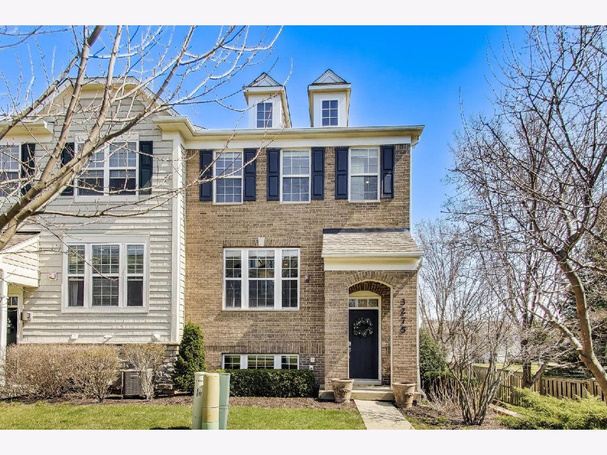 Townhomes & Homes For Sale Regency At The Glen Glenview Illinois, 3275 Coral Lane