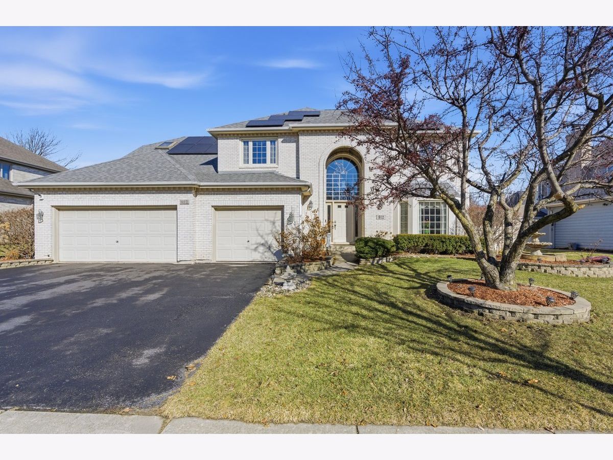  Rented Woodridge Illinois, 912 Stonebridge