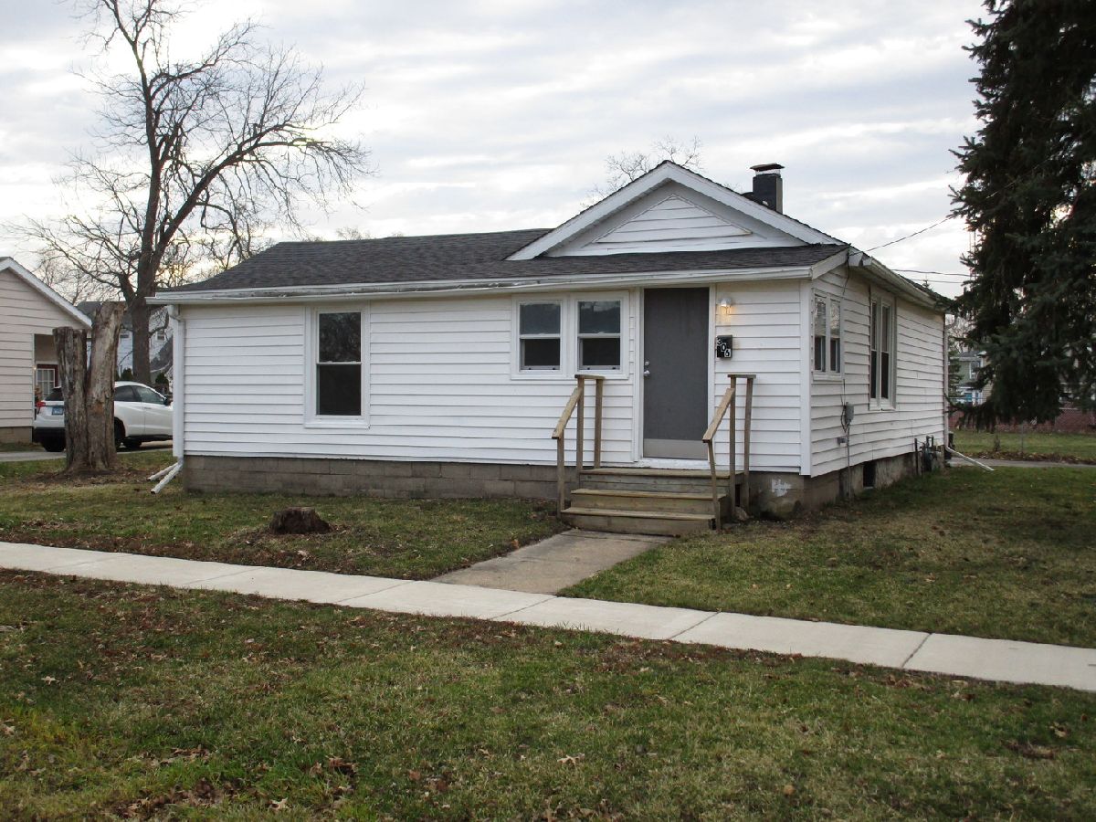  For Sale Harvard Illinois, 306 Page Street