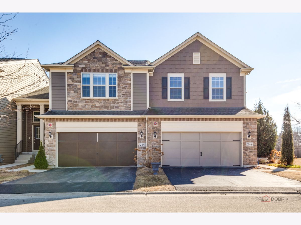 Condos & Townhomes For Sale Camberley Club Lincolnshire Illinois, 246 Belmont Drive