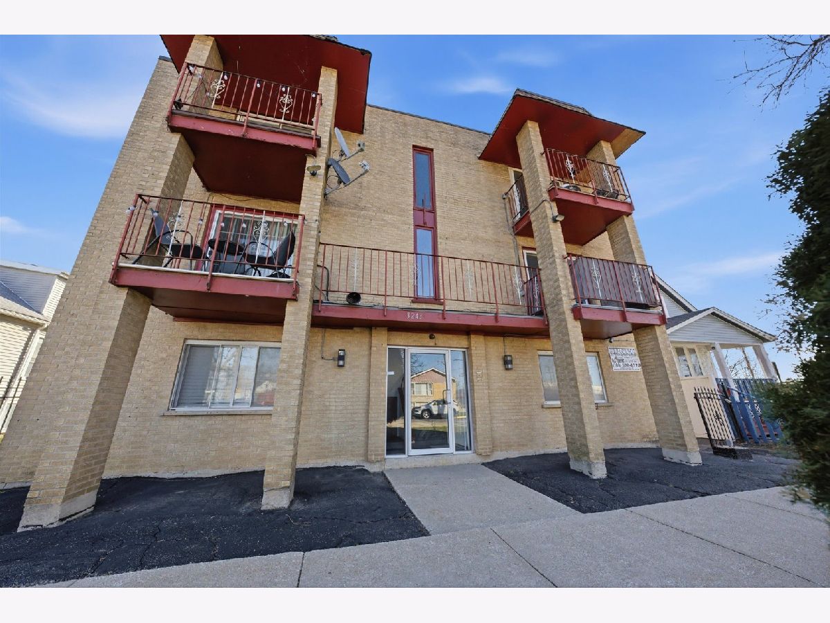  For Sale Cicero Illinois, 3243 49th Avenue