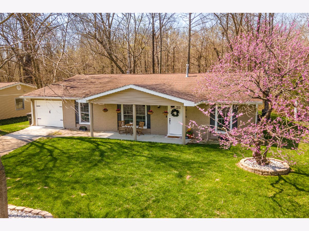  For Sale Carbondale Illinois, 2016 Norwood Drive