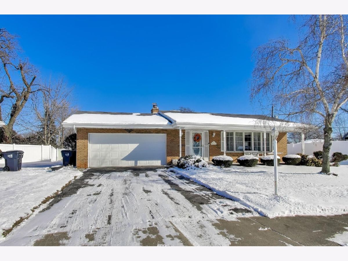  For Sale South Holland Illinois, 16827 Parkside Avenue