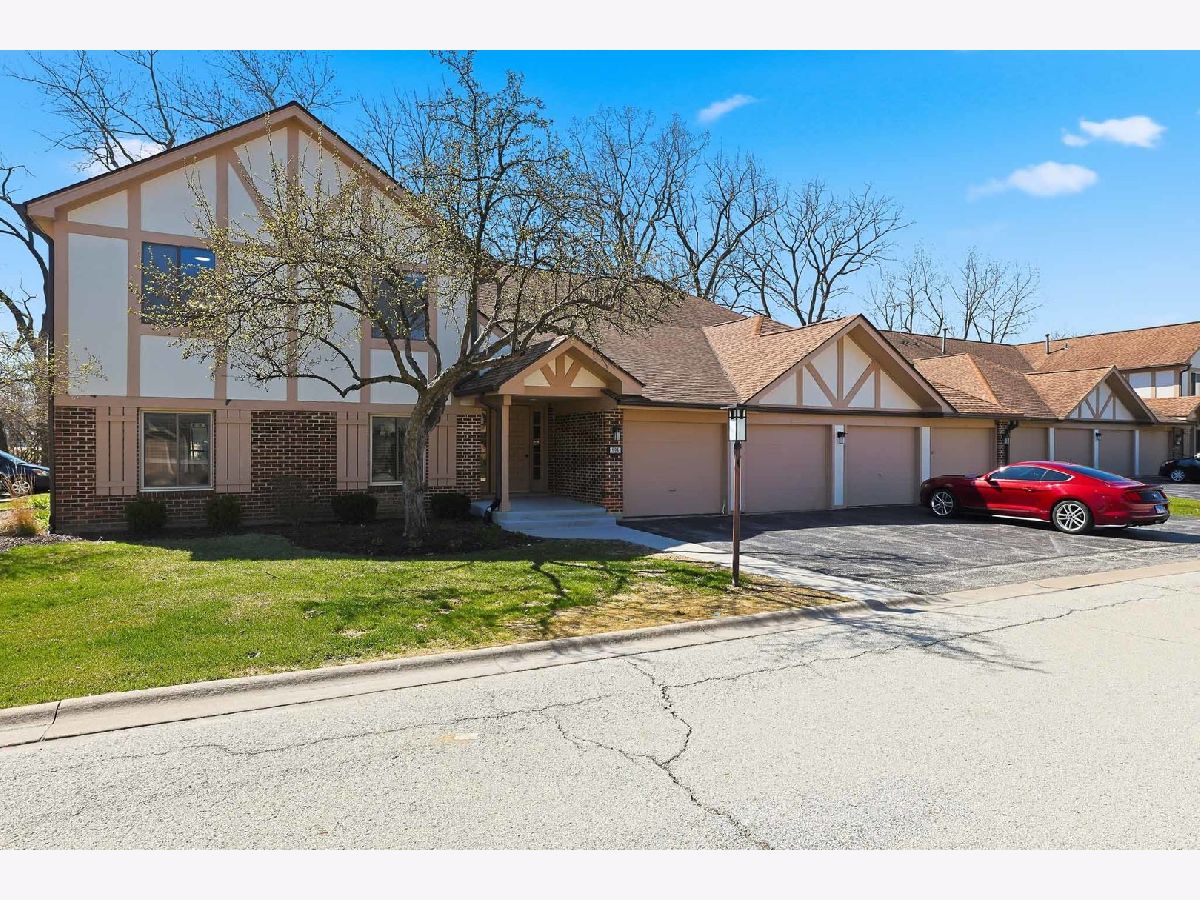  Rented Schaumburg Illinois, 905 Knottingham
