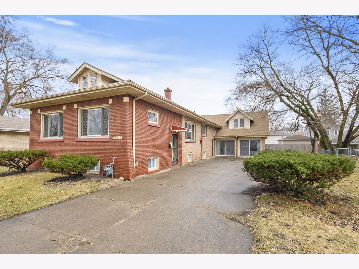  For Sale Dolton Illinois, 14823 Grant Street