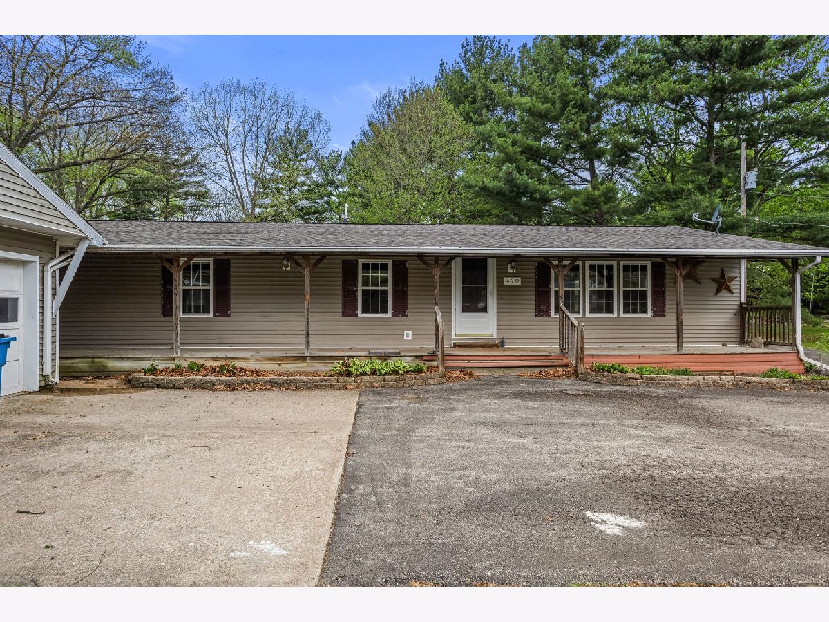  For Sale Monticello Illinois, 420 Fisler Road