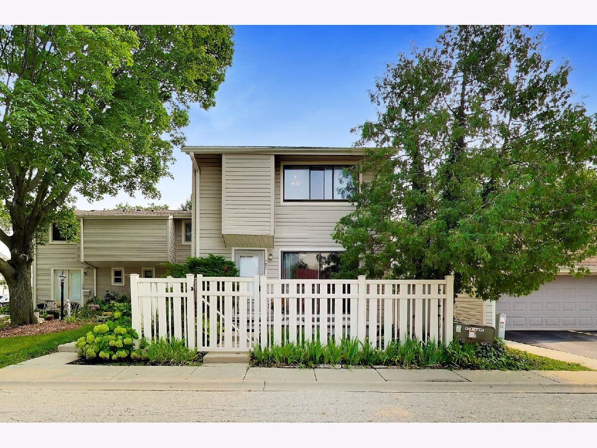  For Sale Schaumburg Illinois, 455 Verde Drive