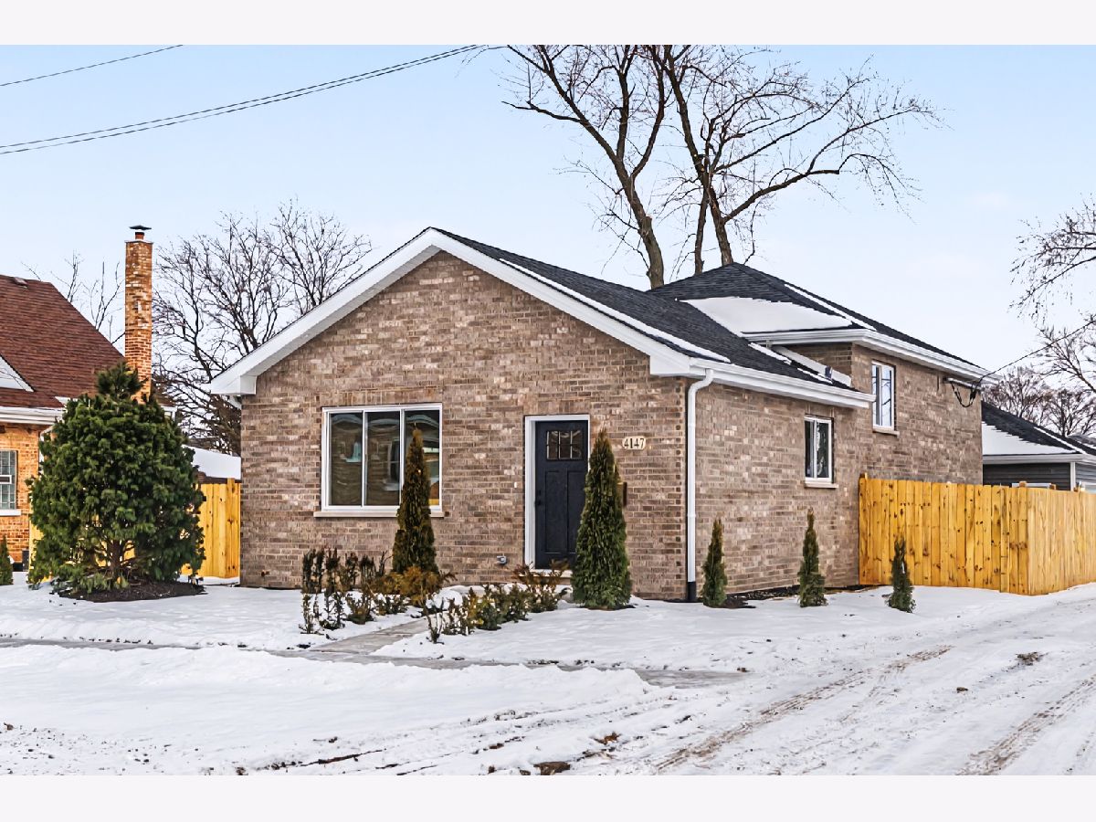  For Sale Lyons Illinois, 8245 43rd Place