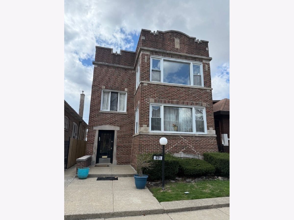  For Rent Chicago Illinois, 8204 Elizabeth