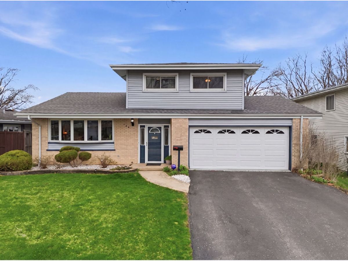 Homes For Sale Melody Lane Lombard Illinois, 126 June Lane