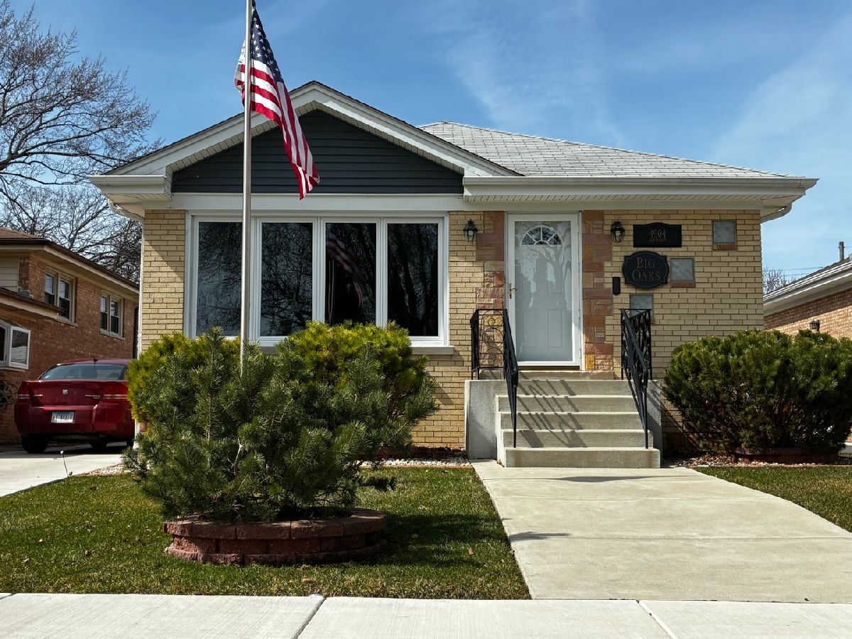  Sold Chicago Illinois, 4904 Normandy