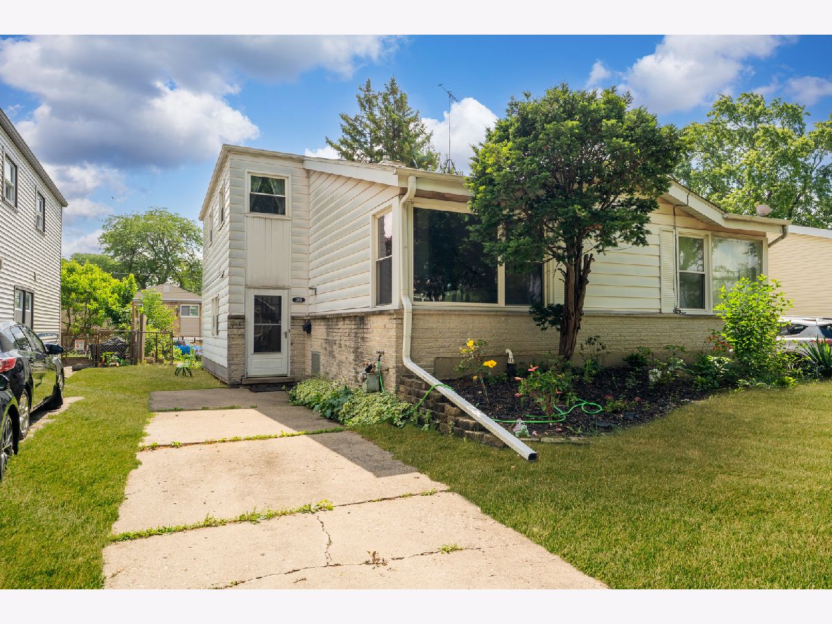 Homes & Condos & Townhomes For Sale Des Plaines Terrace Des Plaines Illinois, 381 4th Avenue