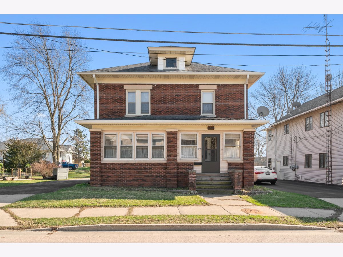  Sold Hinckley Illinois, 449 Lincoln