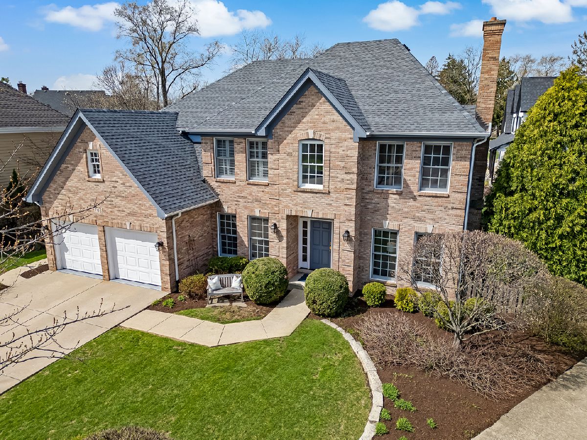 Homes For Sale Fairfield Westmont Illinois, 708 Fairfield Court