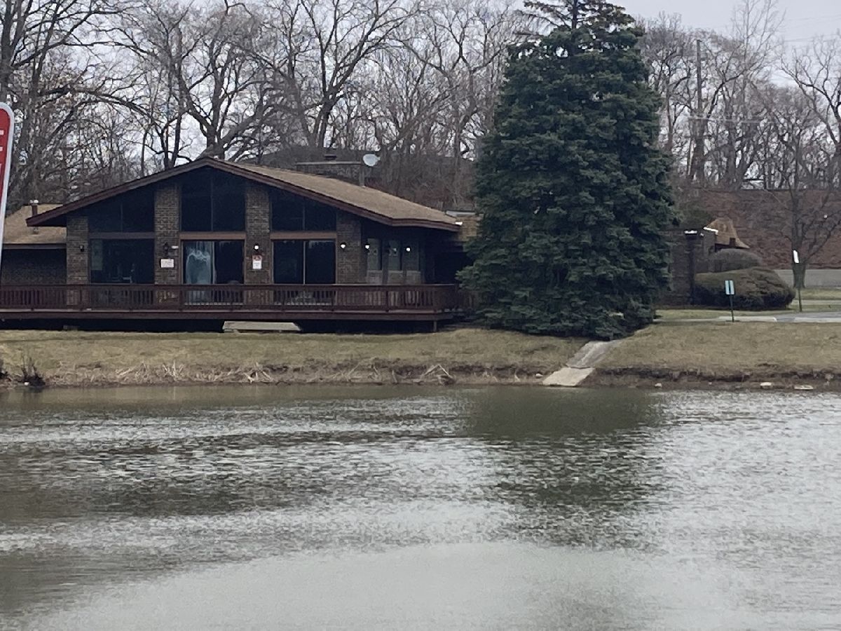  For Sale Homewood Illinois, 830 Elder Road