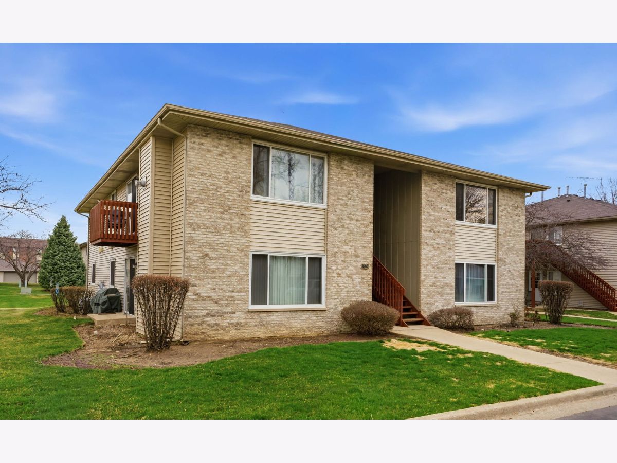  For Rent Crystal Lake Illinois, 490 Westwood