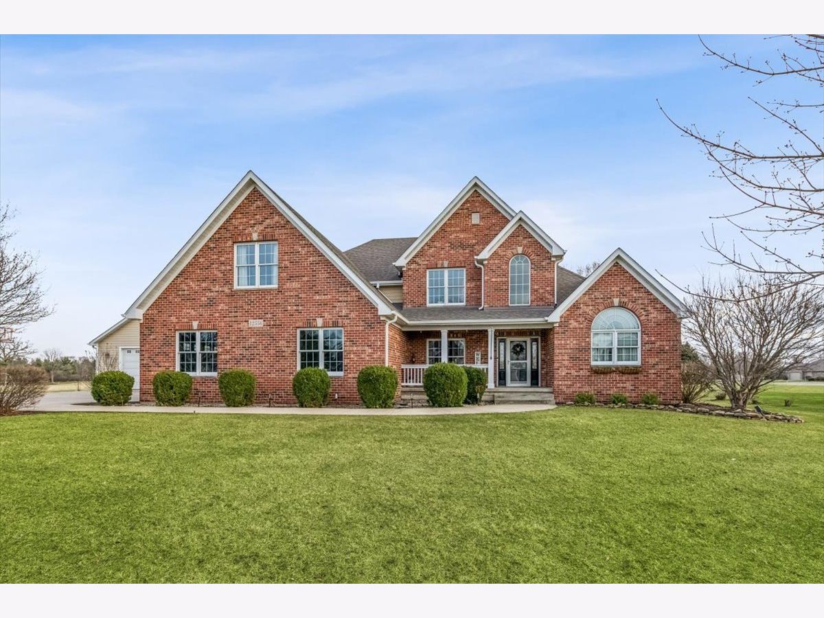 Homes For Sale Schaefer Woods Plano Illinois, 12556 Woodview Street