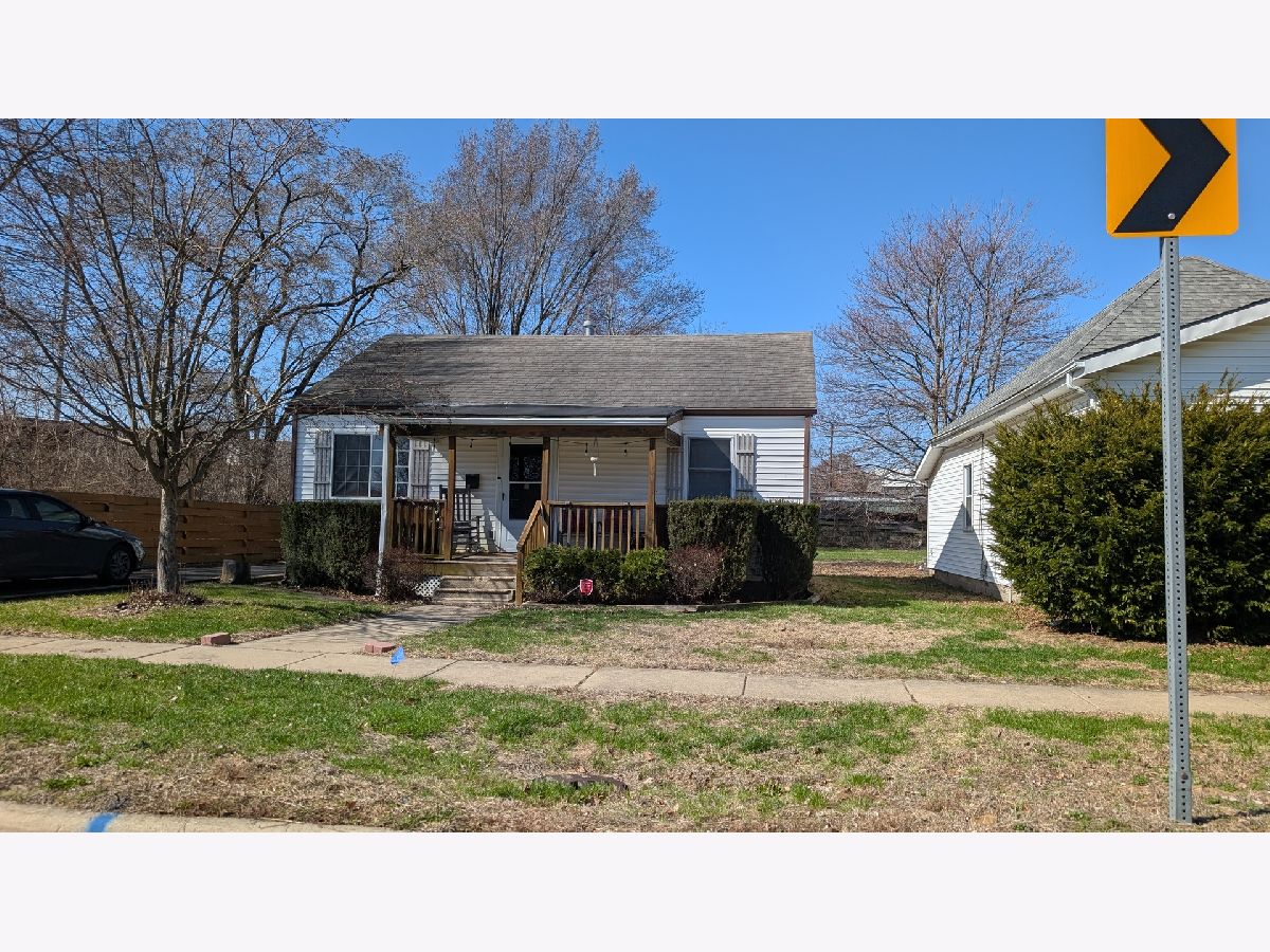  For Sale Champaign Illinois, 911 Elm Street