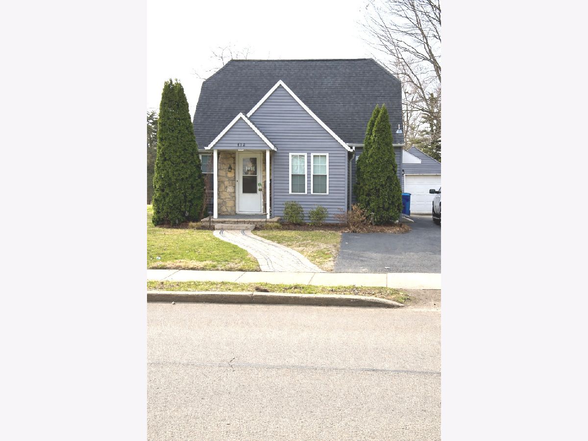  For Sale Dixon Illinois, 412 Bradshaw Street