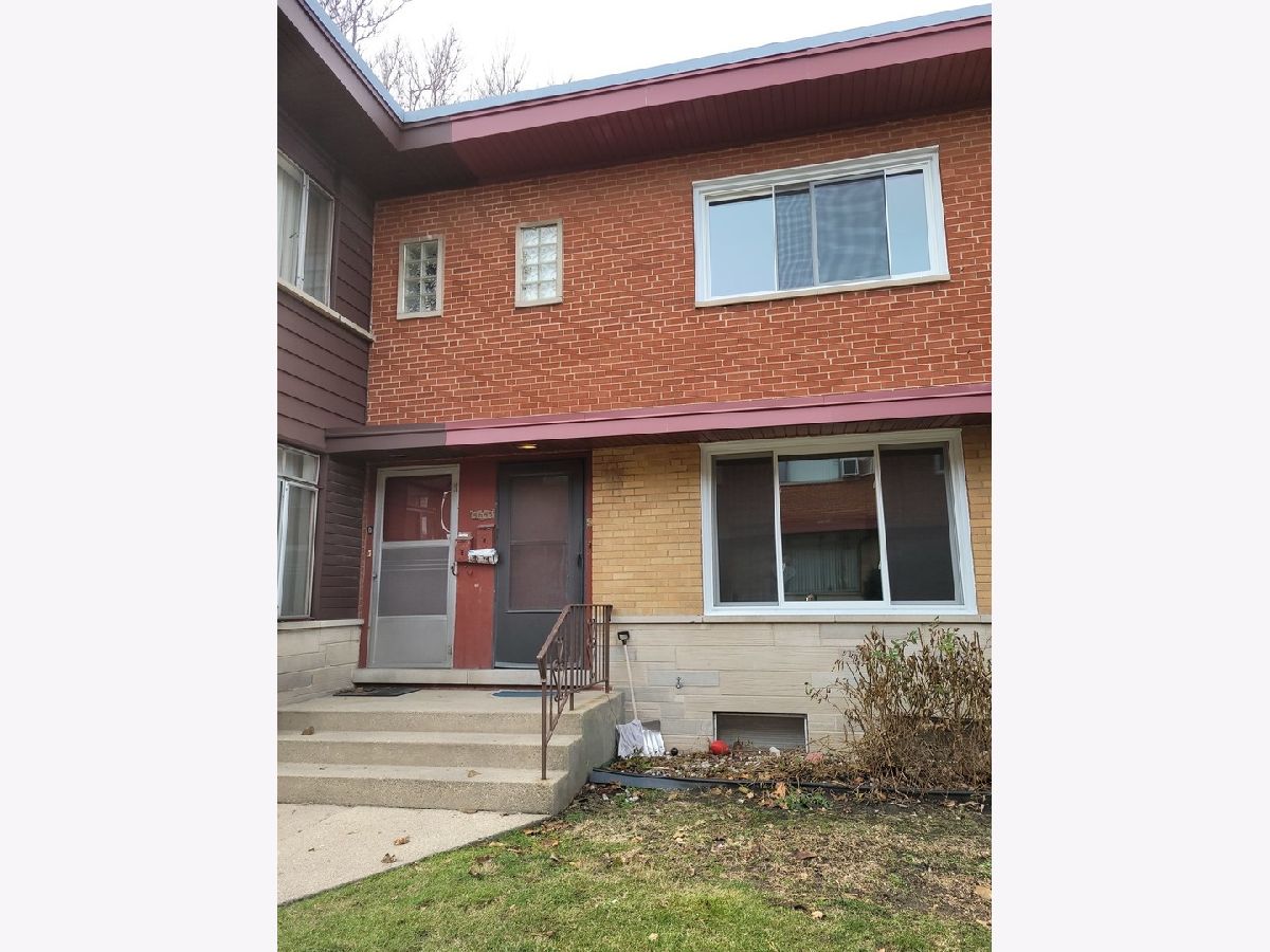  Rented Skokie Illinois, 4643 Church