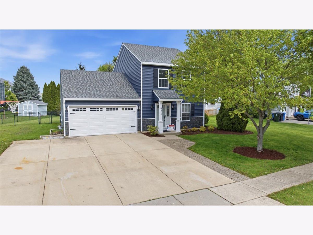  Sold South Elgin Illinois, 625 Fairview