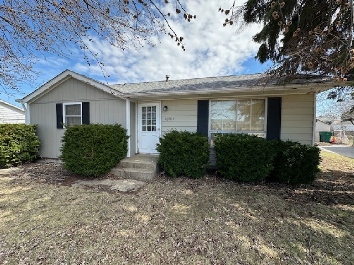  For Sale Orland Hills Illinois, 16783 94th Avenue