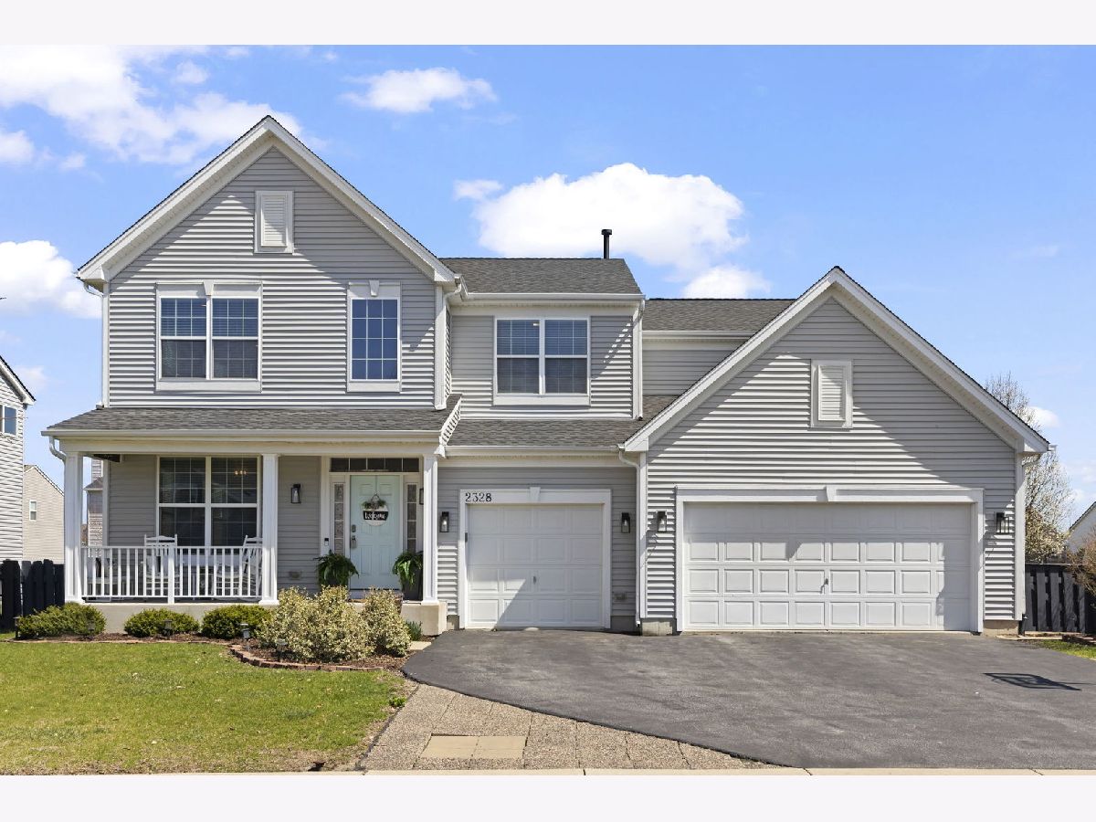 Homes & Townhomes For Sale Blackberry Crossing West Montgomery Illinois, 2328 Thunder Gulch Road