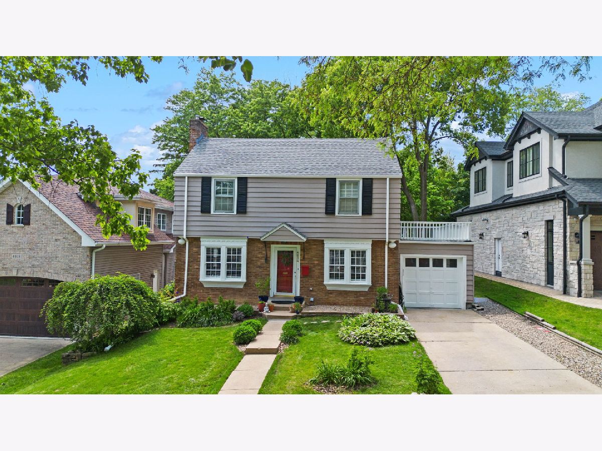  For Sale Downers Grove Illinois, 4814 Bryan Place