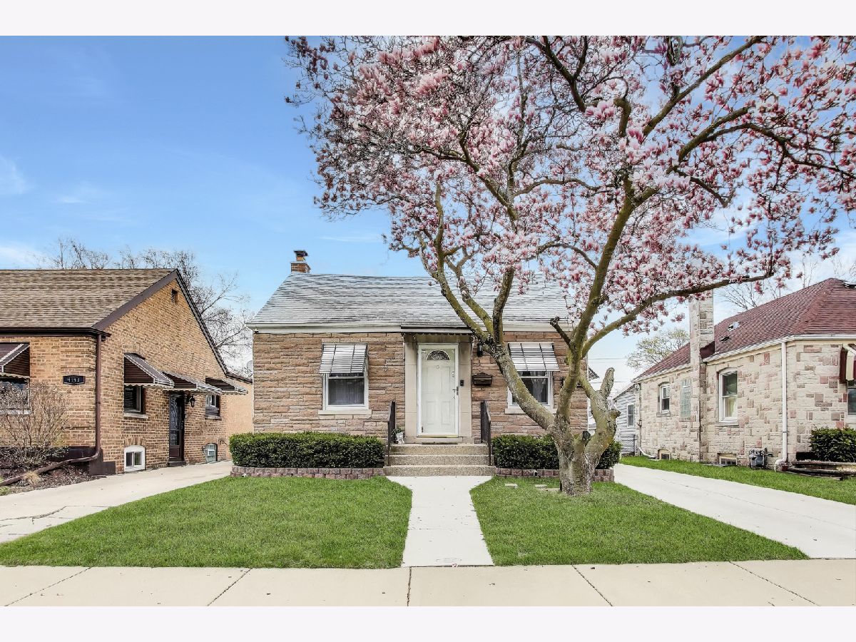  For Sale Stickney Illinois, 4445 Grove Avenue