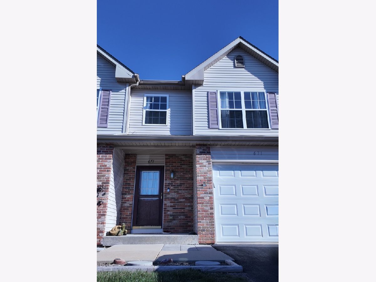  For Sale Belvidere Illinois, 671 Southtowne Drive