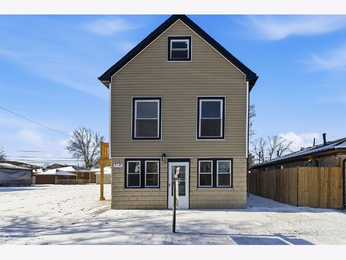  For Sale Calumet City Illinois, 710 Greenbay Avenue