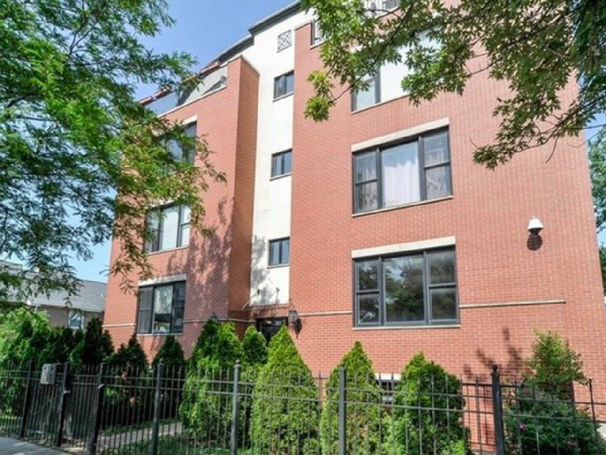  Rented Chicago Illinois, 301 Leavitt