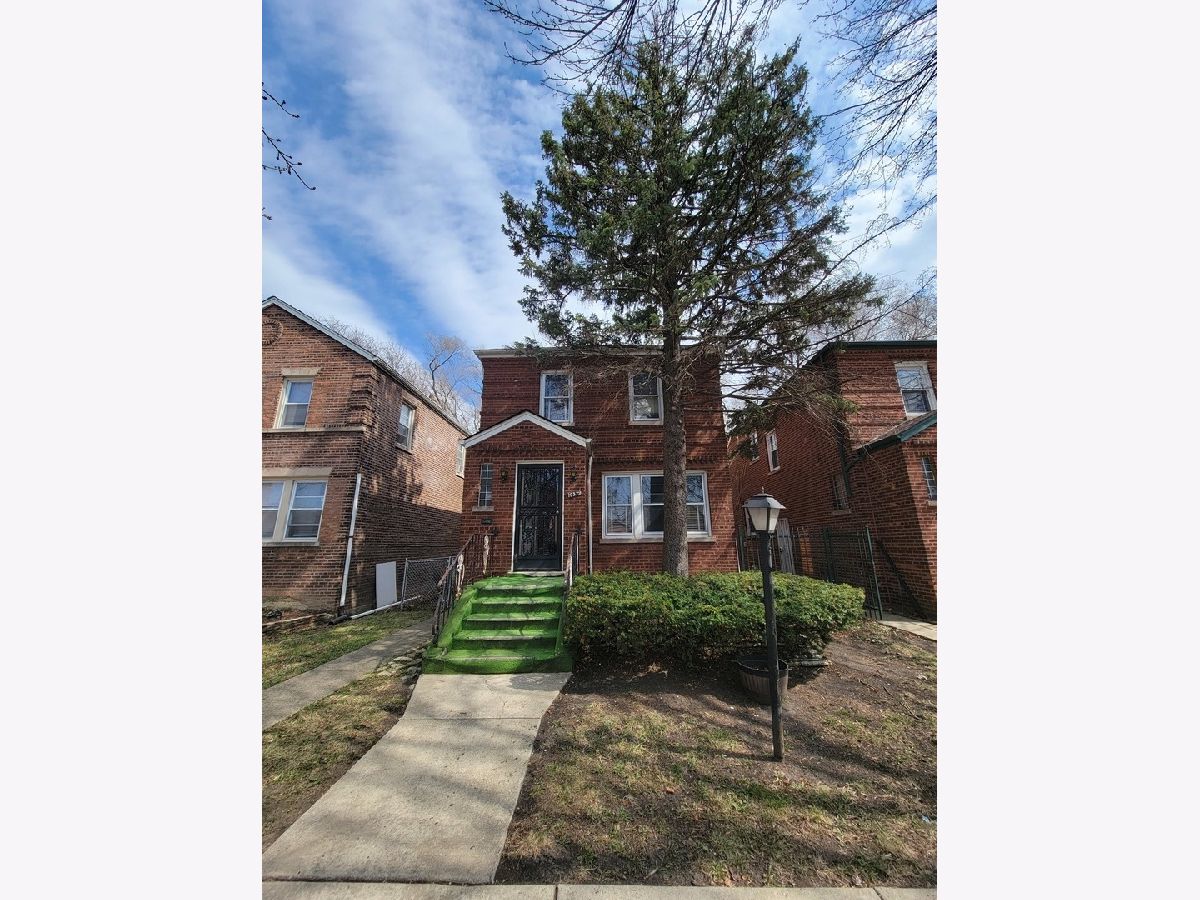 Homes For Sale Rosemoor Chicago Illinois, 10529 Eberhart Avenue