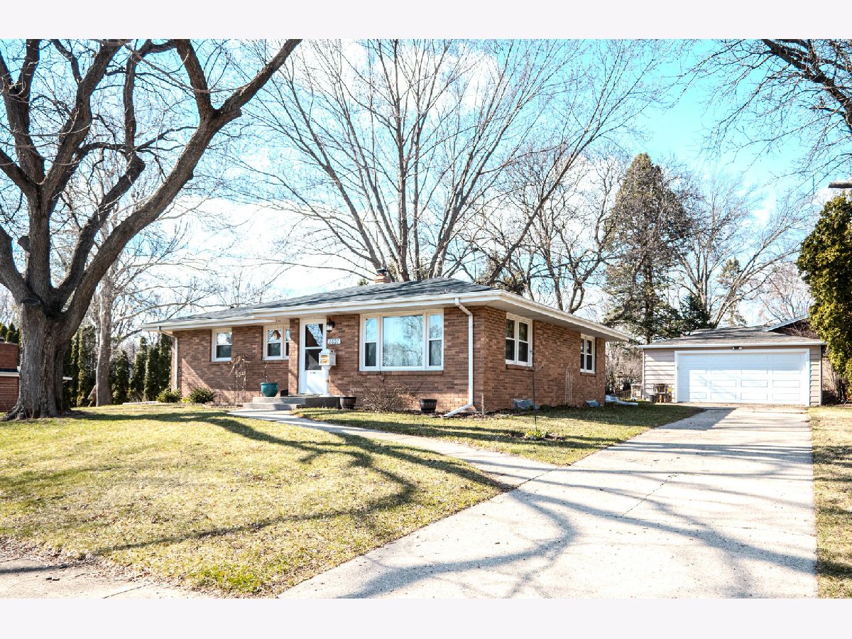  For Sale Rockford Illinois, 2807 Carmac Road