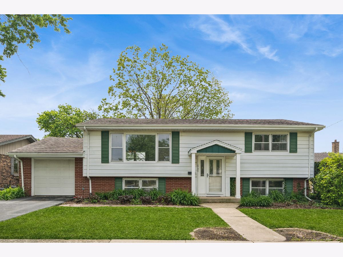  For Sale Homewood Illinois, 1259 Heather Road